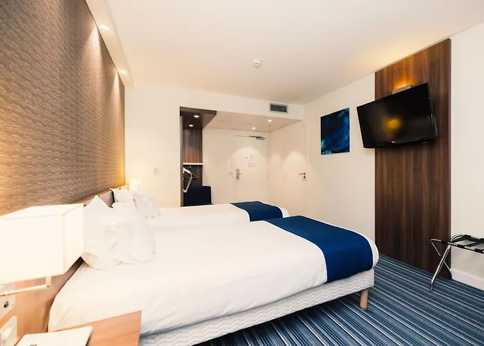Holiday Inn Express Centre By Ihg